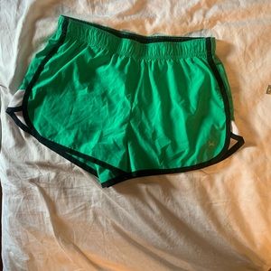 Xersion athletic shorts. Size Sm. Green/black